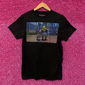 Shrek Tshirt size medium